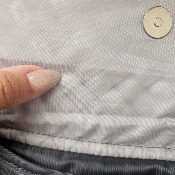 Lug Purse - Picture 7 of 8